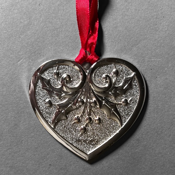 Lenox Silvertone Mistletoe Ornament - Picture 4 of 4